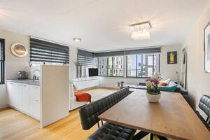 Van Suchtelen van de Haarestraat 22b, Amsterdam