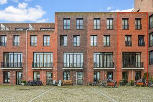 Bert Haanstrakade 142A + PP Amsterdam Bert Haanstrakade 142A + PP Amsterdam